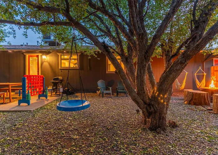 Walk To Gc Train Depot And Route 66, King Beds, Game Room, Bbq, Firepit Williams