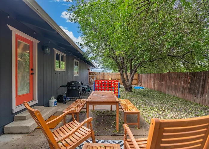 Walk To Gc Train Depot And Route 66, King Beds, Game Room, Bbq, Firepit